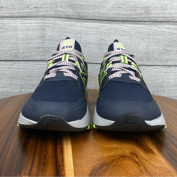 New Balance 410 Trail v7 Low Blue Green Hiking Shoe WT410LP7 Women’s Size 8.5